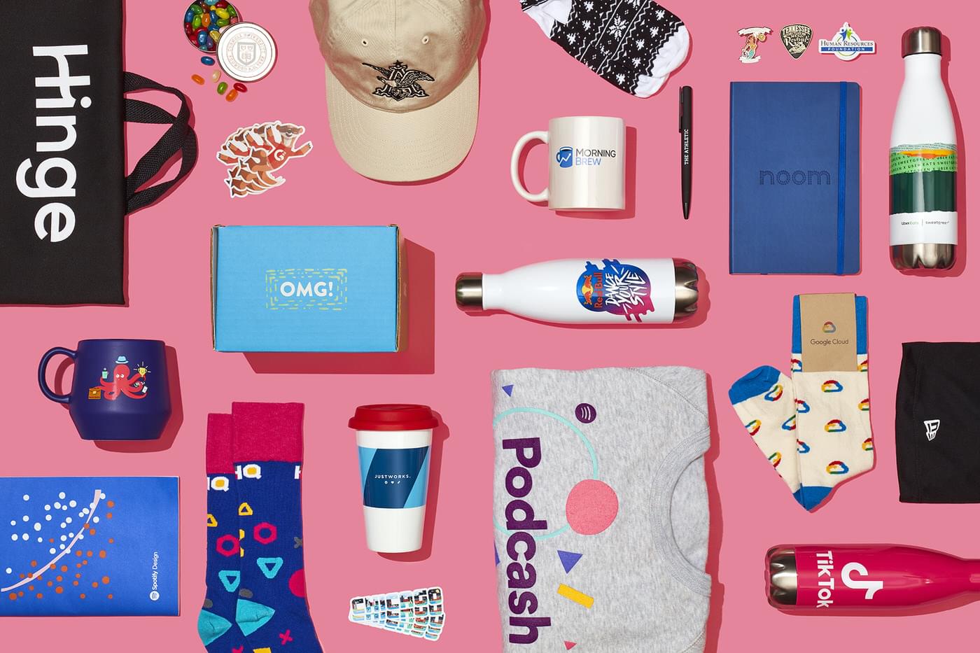 Top 30 Thoughtful Corporate Holiday Gifts for Employees